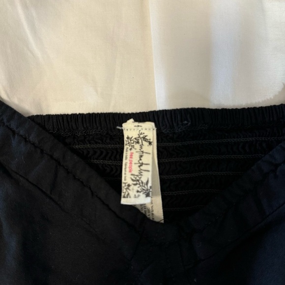 FREE PEOPLE top - Picture 3 of 3